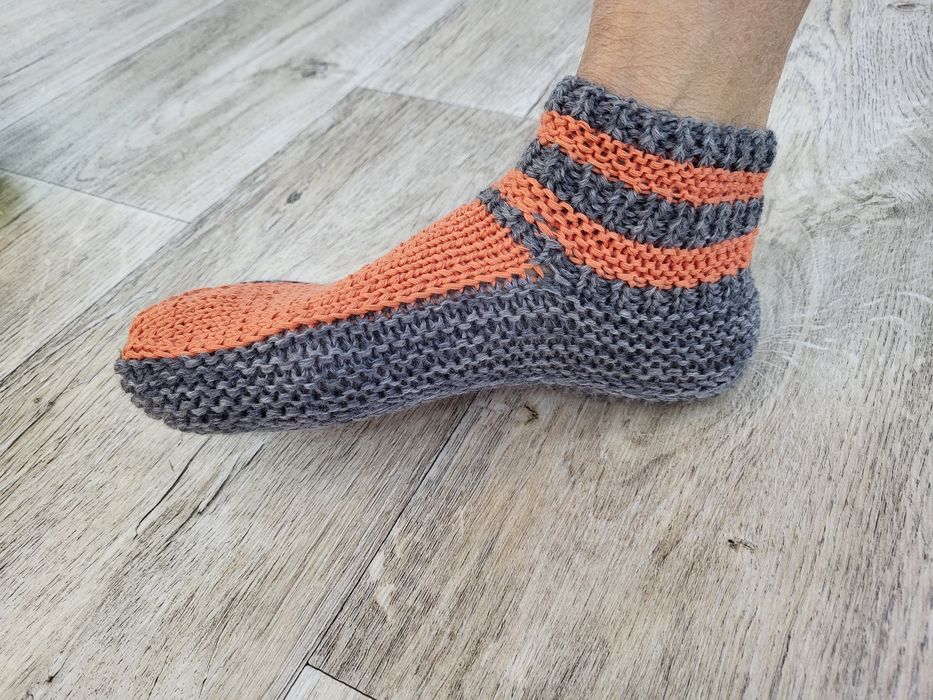 Продам носки детские и взрослые