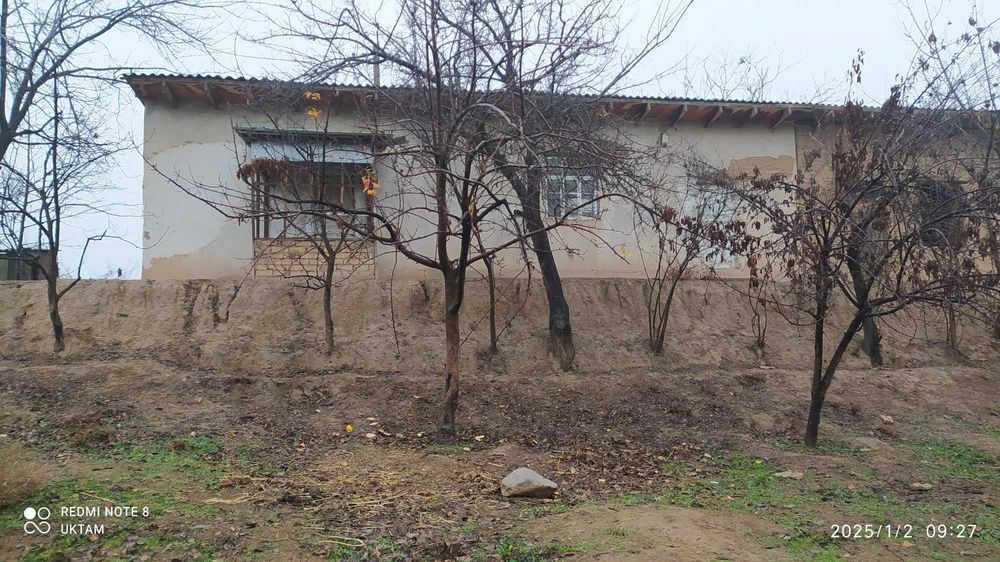 Hovli sotiladi, Denov tumanida O'rta qishloq