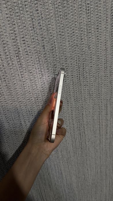 Айфон 14 plus, 256 гб, емкость 75%
