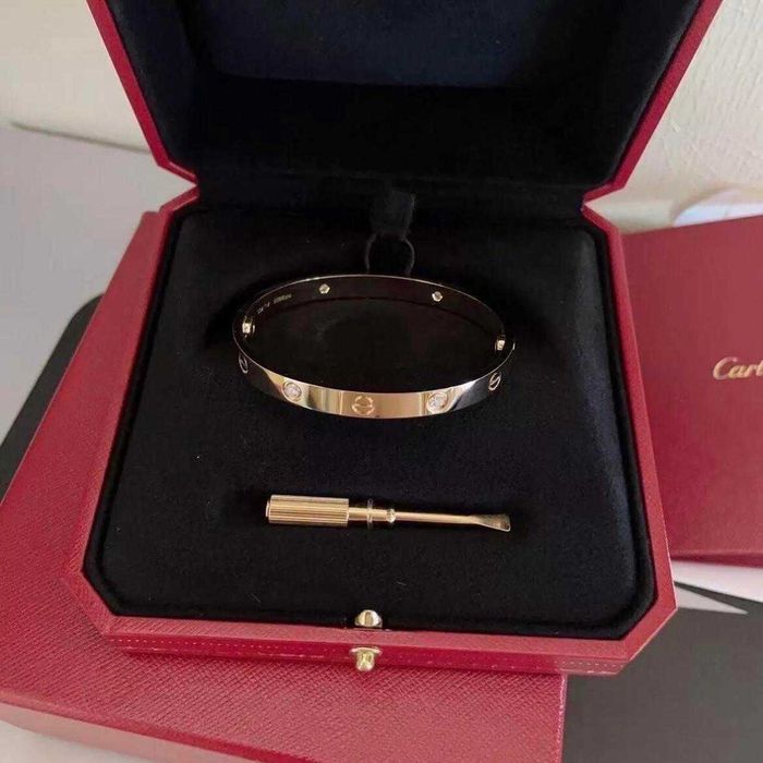 Brățară Cartier Love Aur Rose - nouă, în cutie