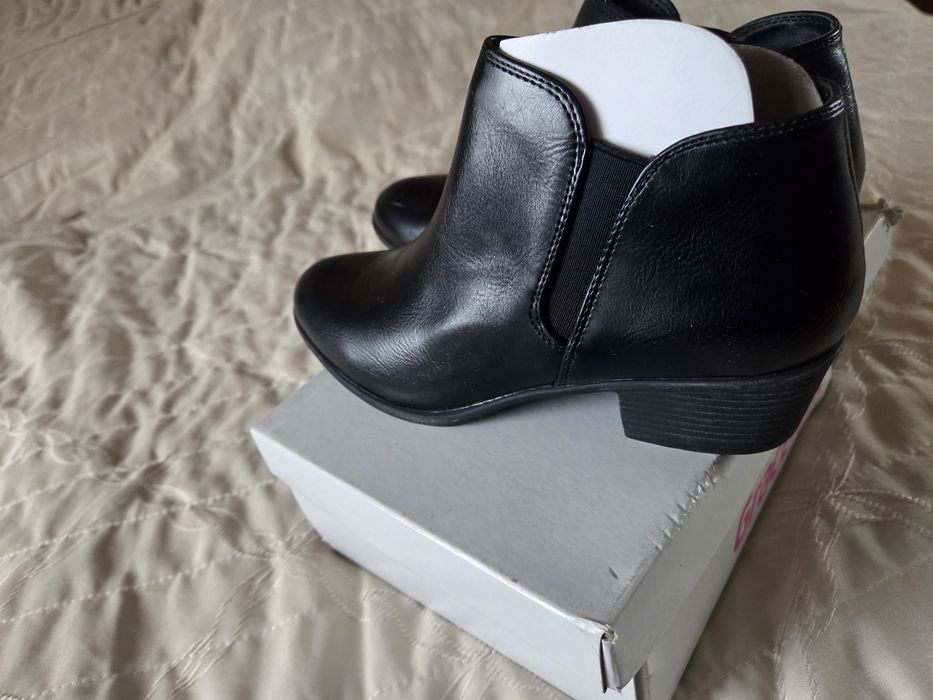 Чисто нови обувки