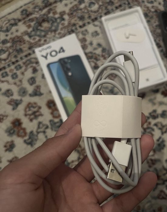 смартфон vivo y04