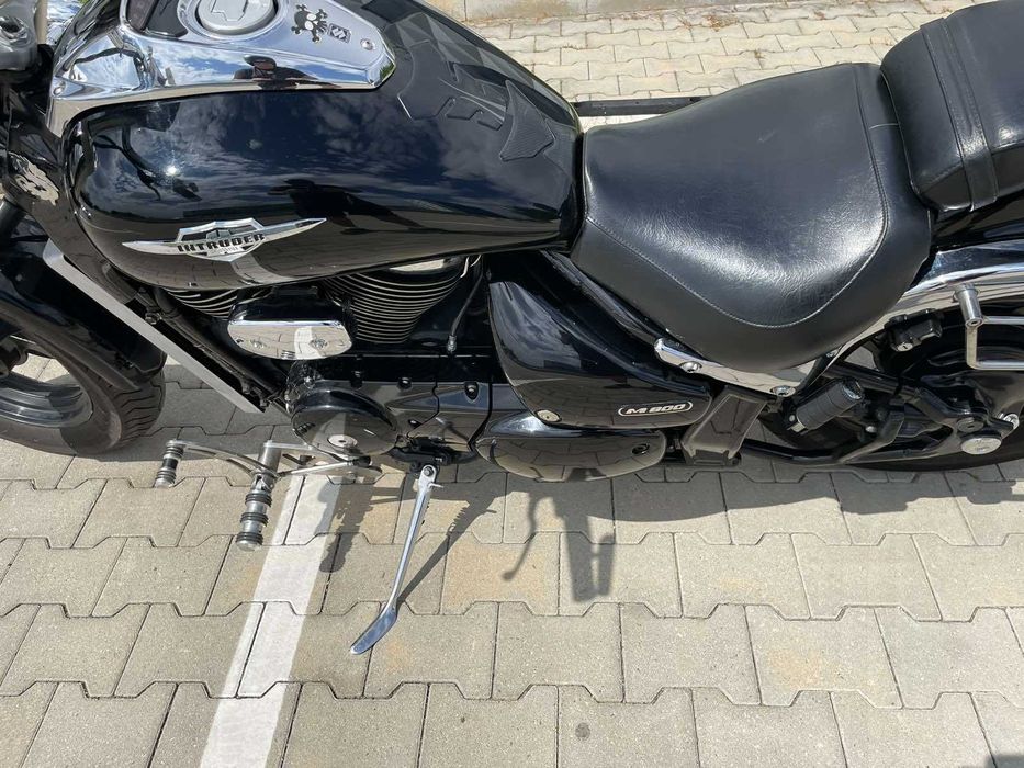 Suzuki Intruder M800