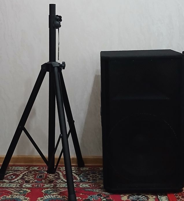 Arenda :Kalonka,ovoz kuchaytirgich,dinakord,2ta mikrafon.