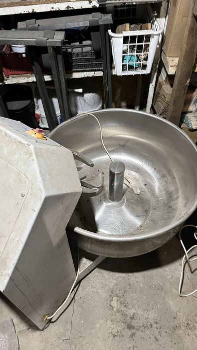 Тестомешалка продам срочно