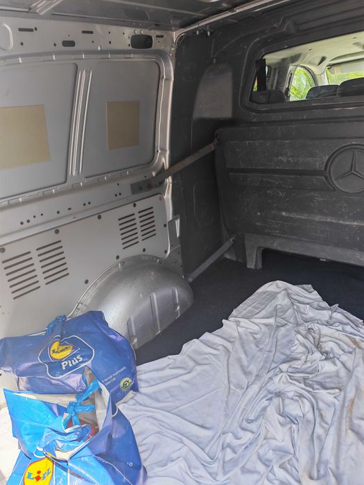 Mercedes Vito 2,2 dizel automat schimb cu motocicleta