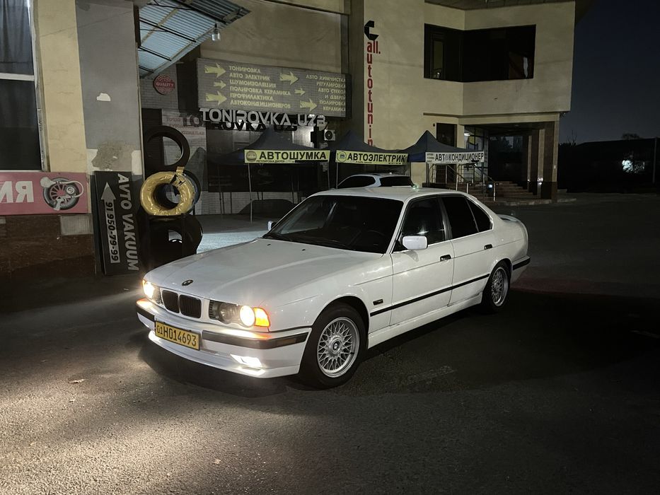 BMW 525i E34 Продам