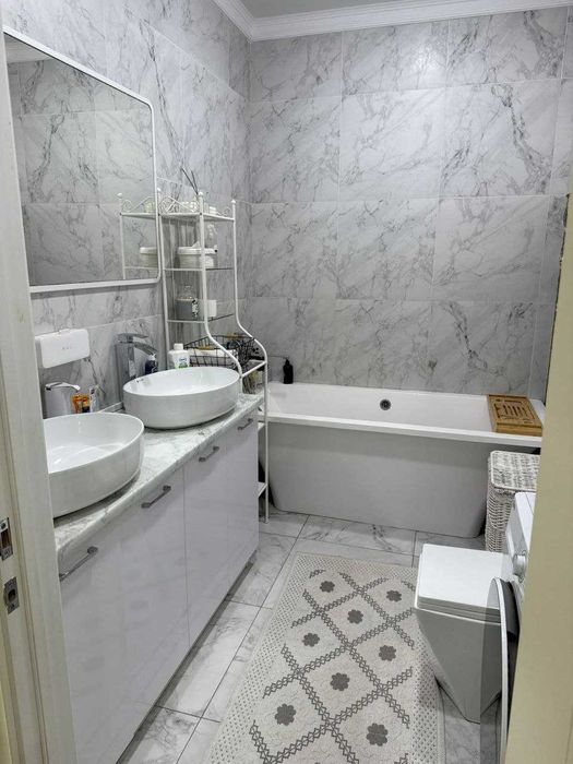 Продам 4х комн кв Батыс