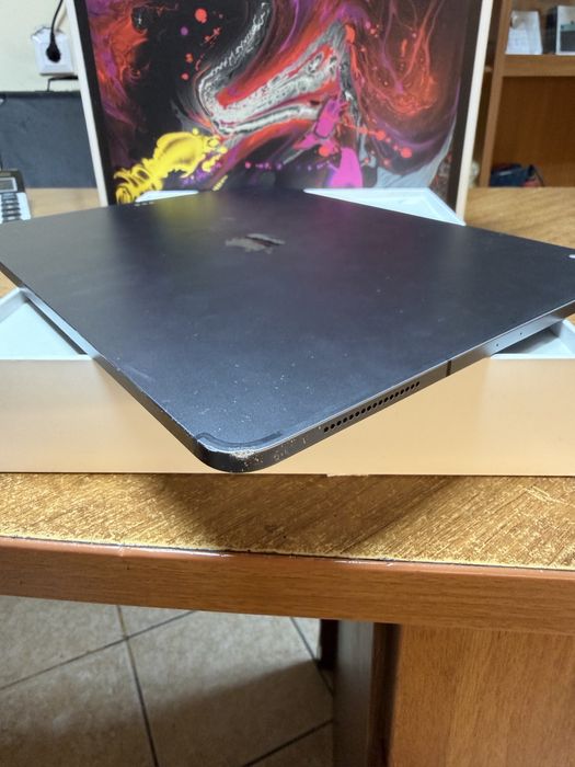 Ipad pro 12.9 3rd gen 512gb cellular