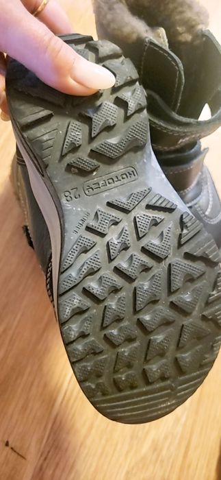 Ботинки детские  не дорого