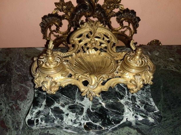 Tusiera din bronz masiv in stilul Baroc ,lucratura de o foarte bună ca