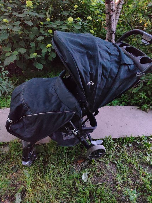 Прогулочная коляска JOIE