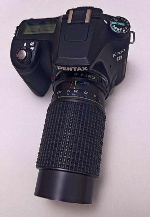 Pentax K100D +Obiectiv 80-200