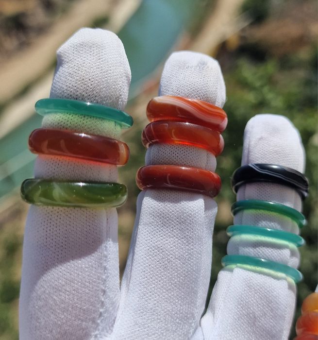 Колечко с натуральными камнями.