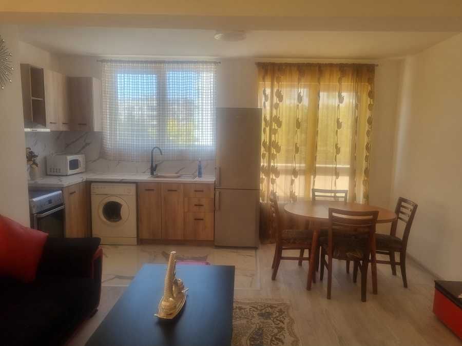 Дава се под наем Двустаен апартамент в Пловдив, Въстанически - 65 кв.м за 382.5 € - Снимка #3