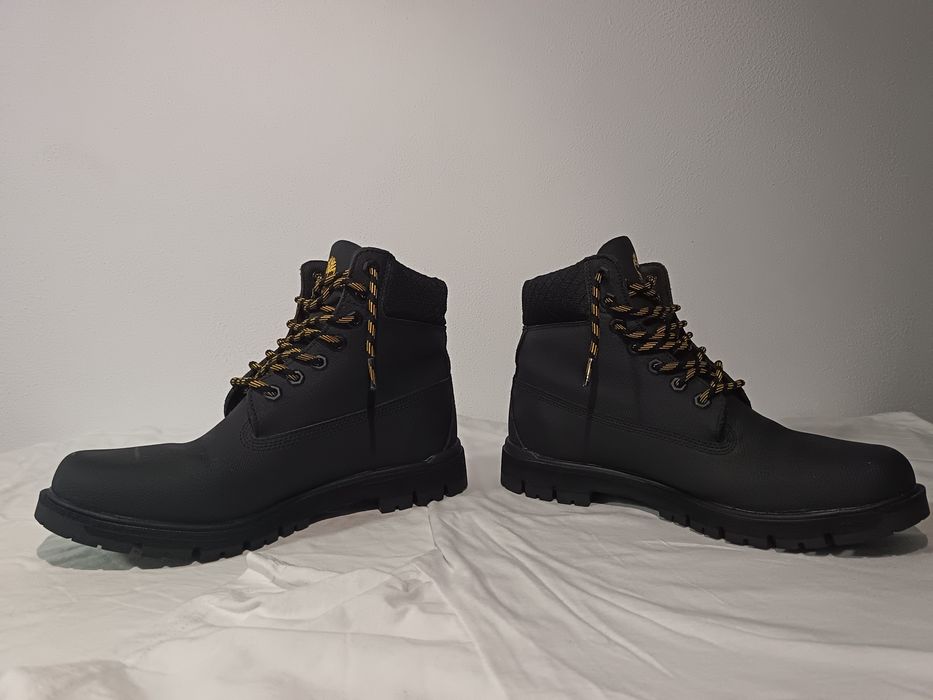 Timberland premium 6-inch waterproof  boot-black