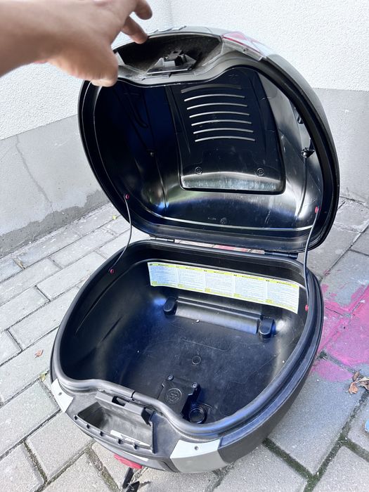 Topcase Givi B33 monolock topbox