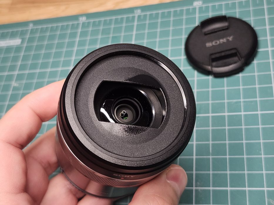 Макро Обектив SONY SEL30M35