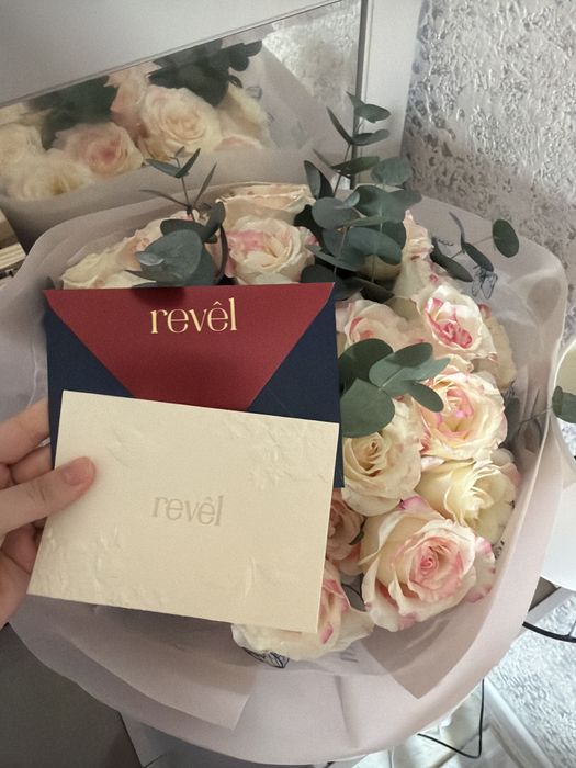 Букет из свежих розз