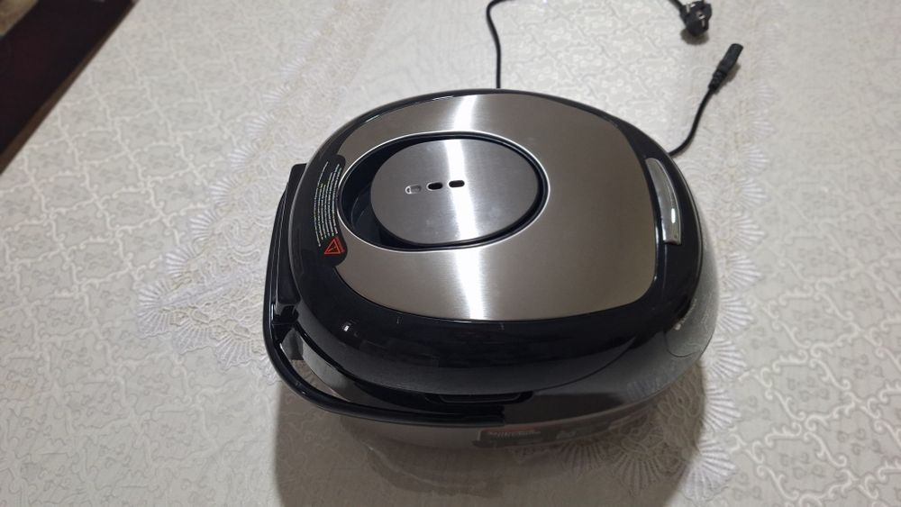 Мультиварка новая