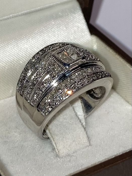 Inel aur alb cu diamante 1.55ct