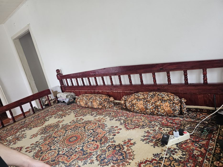 Топчан в хорошем состоянии