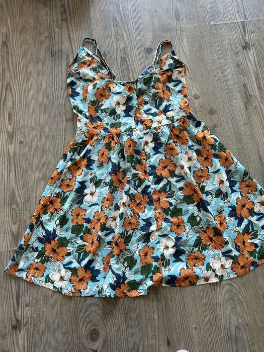 Дамска рокля