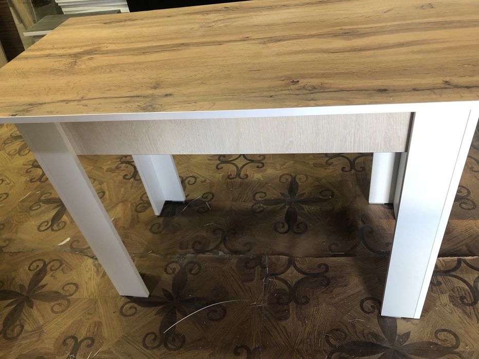 Продам новые кухонные столы