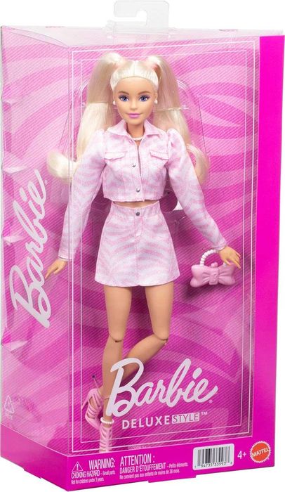 Кукла Barbie deluxe style.