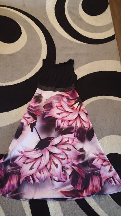 Rochie eleganta de seara Joanna Hope neagra cu imprimeu floral