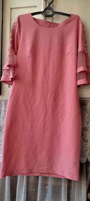 Платье Розовое с красивыми рукавами