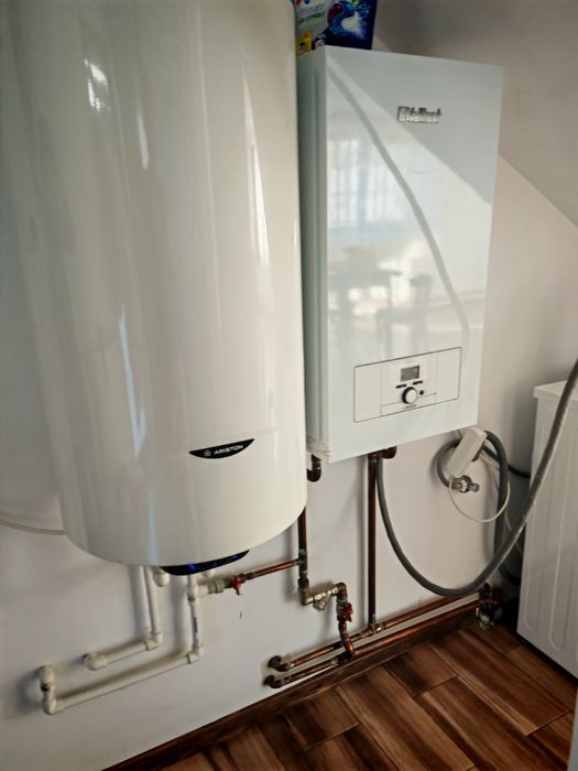 Casa de vanzare la 9km de centrul Craiovei