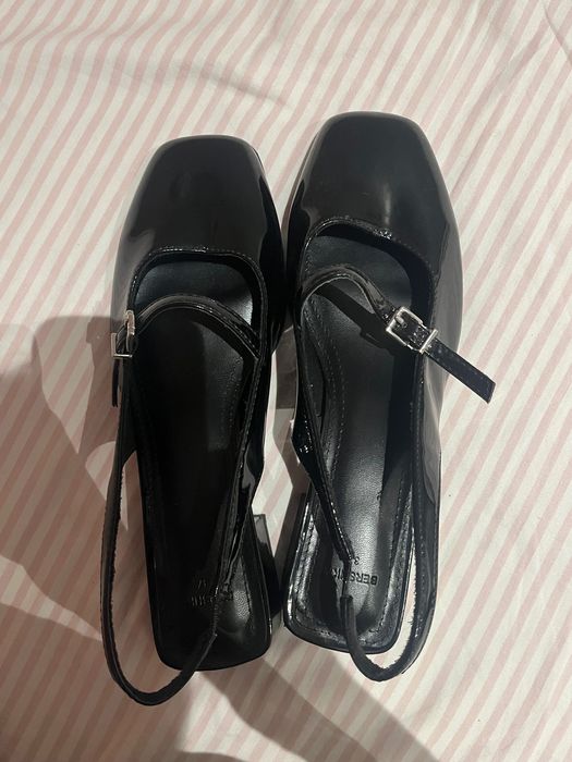 черные ,розовые балетки