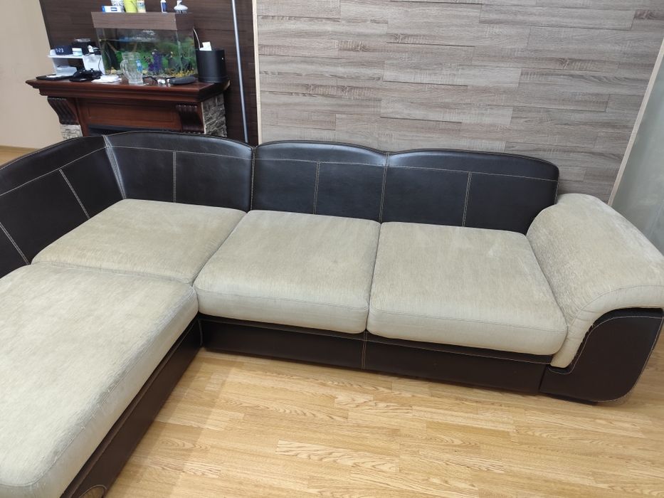 Продам диван. Качественный.