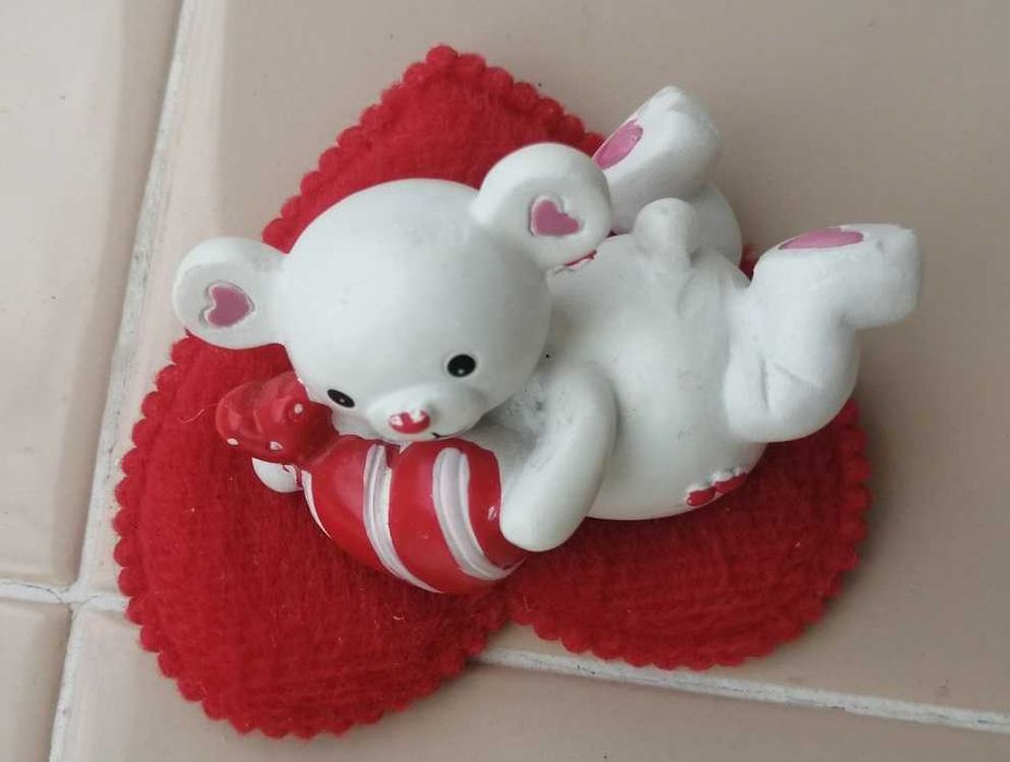 Играчка мече със сърце