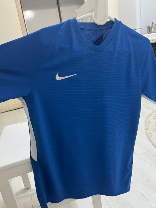 Найк футболка и брюки