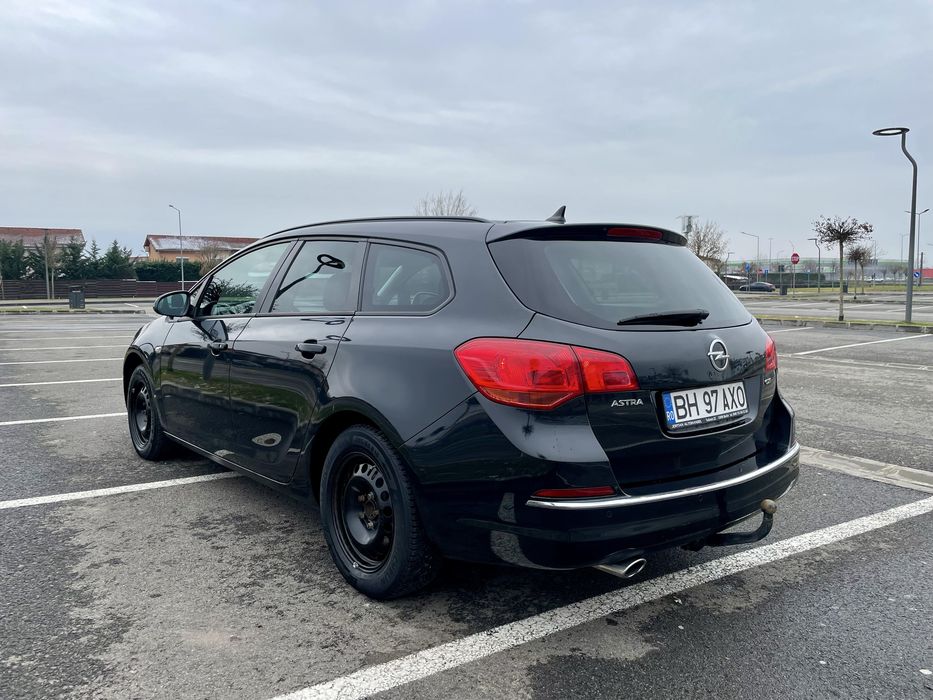Opel Astra 2015 automata