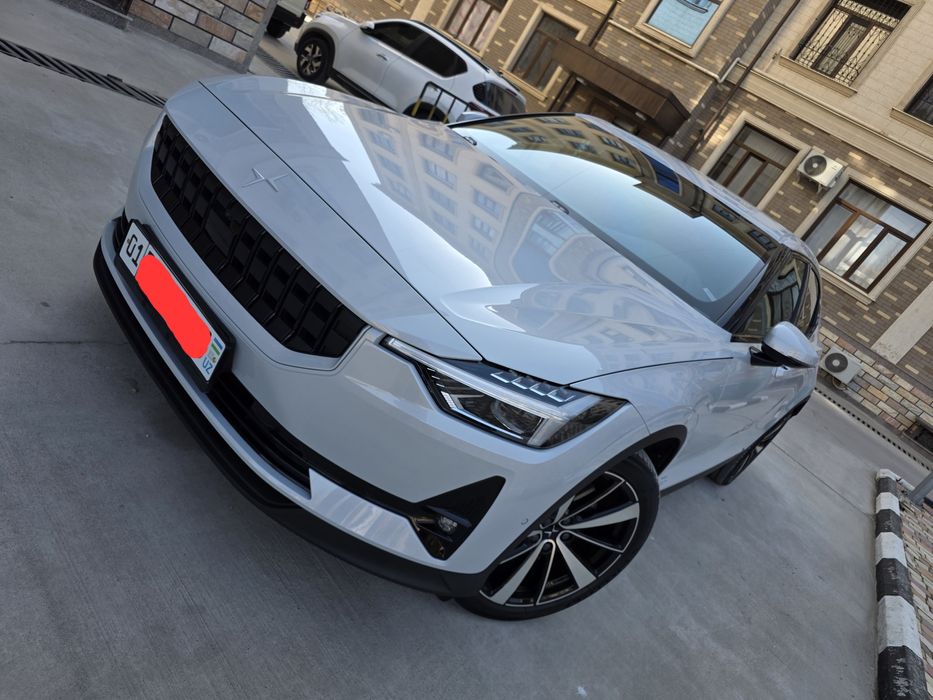 Volvo Polestar-2  СРОЧНО продаётся.