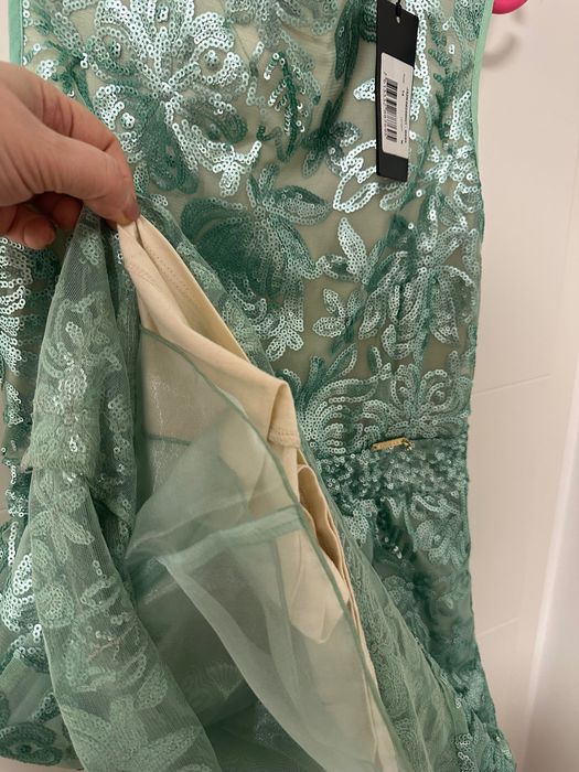 Vand rochita fete 10-14 ani originala Guess