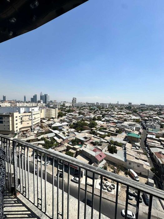 Tijorat binosi 240 m² | Marakand | 3 qavat | Egasi