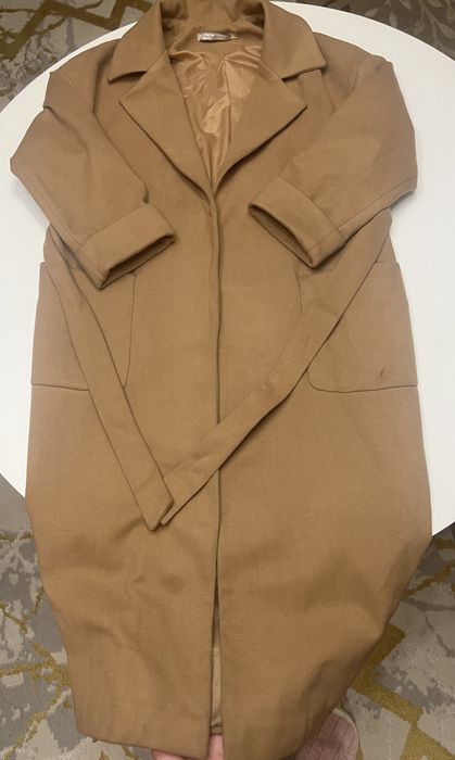 ПРОДАМ стильное теплое пальто