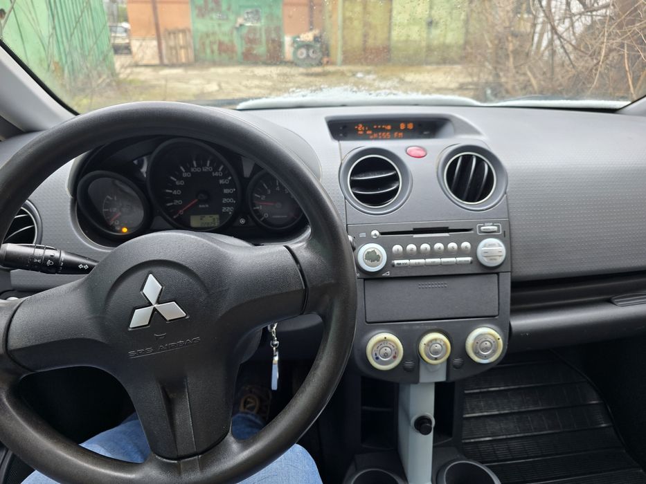 Mitsubishi Colt 1.3 benzina 2006 euro 4
