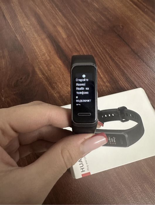 Смарт часы Huawei Band 4