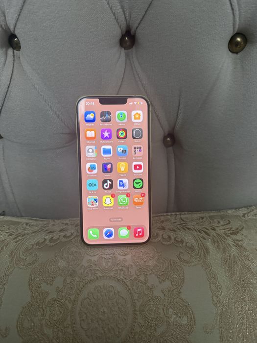 Vand iphone 14   Gelb