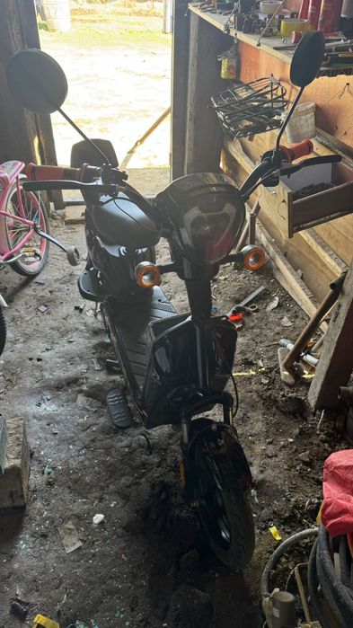 Скутер. Amanat X5