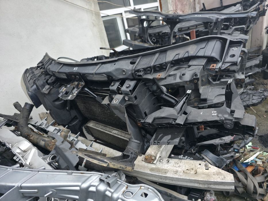 Trager BMW X3 E83 Radiatoare Armatura