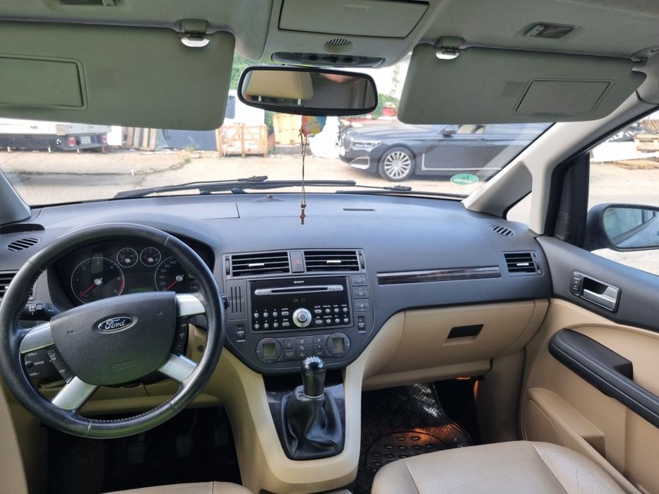 Ford  focus  CMAX