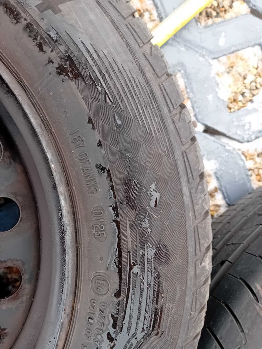Roti vara Megane 3 , 5x114,3 R15 , anvelope 195 65 15 ca noi .
