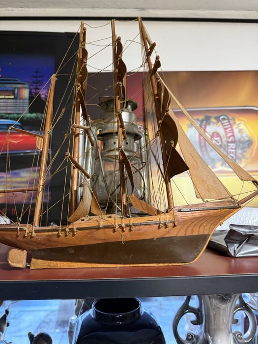 стар дървен кораб