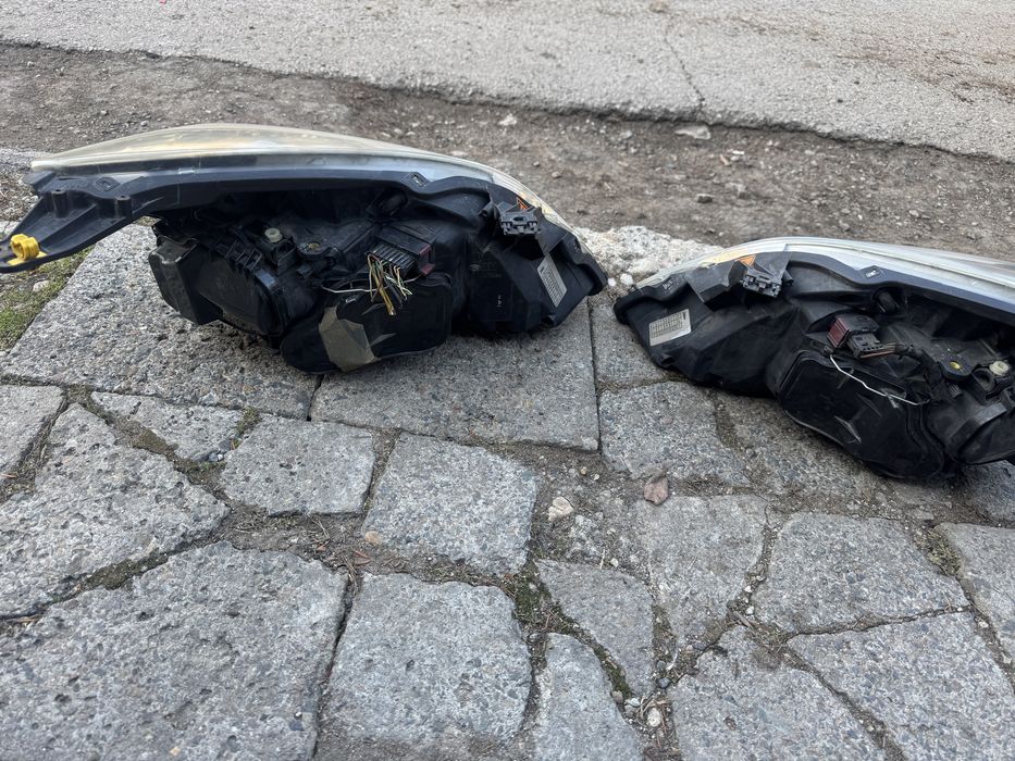 Фарове opel zafira